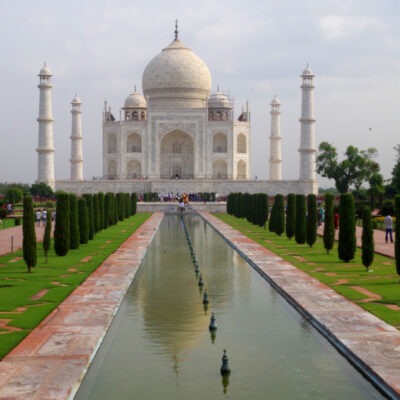 Taj Mahal in Agra, Uttar Pradesh. / Taj Mahal in Agra, Uttar Pradesh.