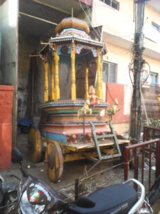 Tempelwagen in Bangalore, Karnataka. / Temple chariot in Bangalore, Karnataka.