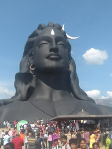 Der Adiyogi, die riesengroße Shiva Statue in Coimbatore, Tamil Nadu. / The Adiyogi, the giant Shiva statue in Coimbatore, Tamil Nadu.