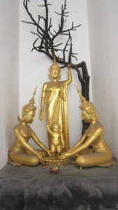 Buddha in Bangkok. / Buddha in Bangkok.