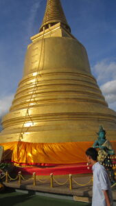 Wat Saket (Golden Mount) in Bangkok. / Wat Saket (Golden Mount) in Bangkok.